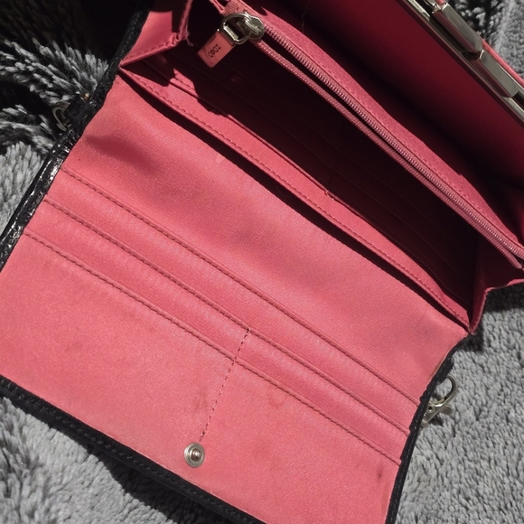 Black Hobo international quilted wristlet - Picture 3 of 4